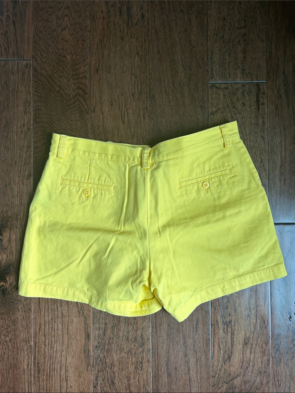 Ralph Lauren Sport size 8 Women’s Yellow Chino Shorts - Picture 4 of 4
